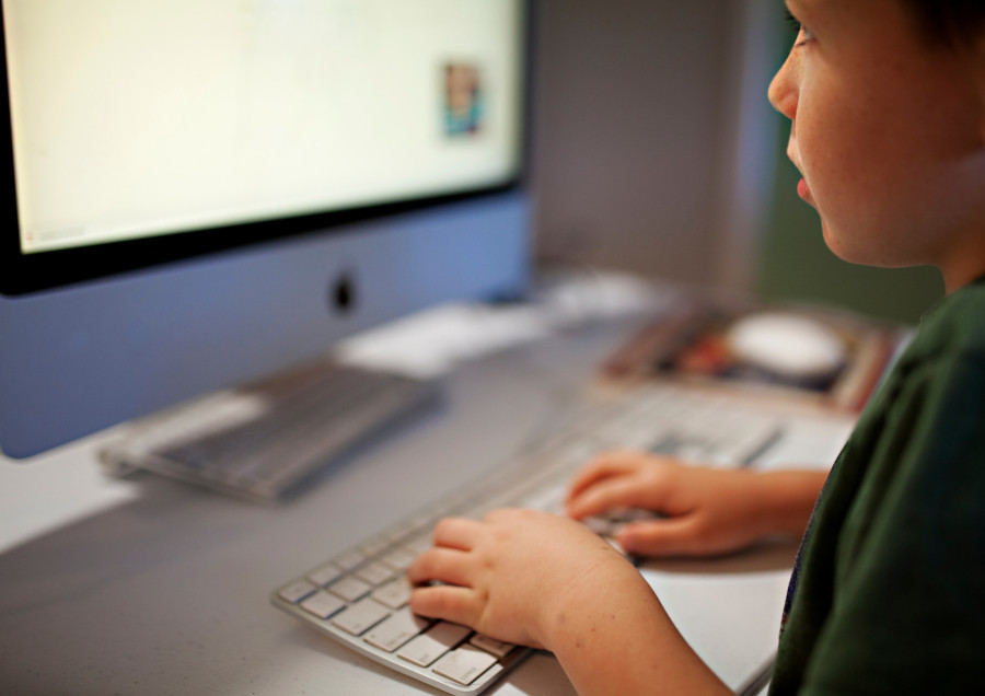 Šta kada se sajber nasilje već dogodi? Psiholog savetuje kako da dete spasite muka