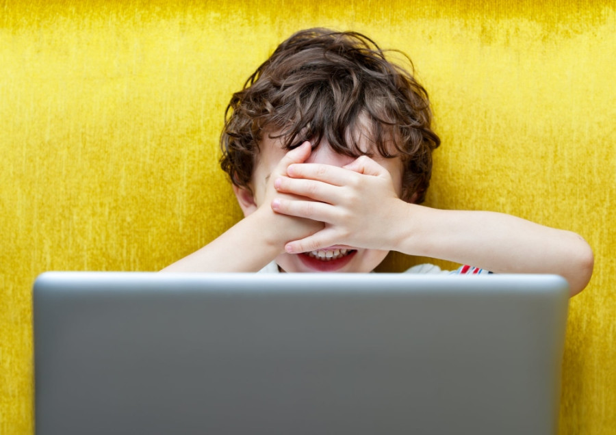 Nova vrsta digitalne ucene – kako da prepoznate deepfake snimke sa likom deteta