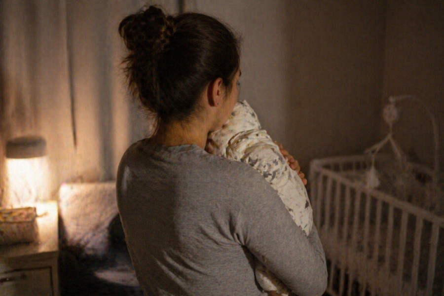 Ne spavaju već 2,5 godine: Dete se budi i traži mleko, roditelji očajni! Mole za savete!