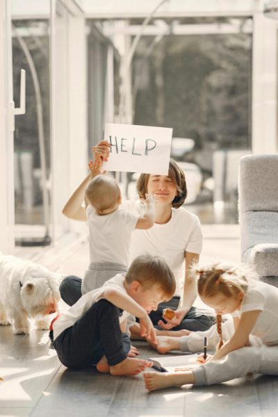 Stalno si umorna? Možda nisu deca, možda su hormoni