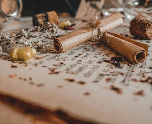 Žrtve patrijarhata: Kako su babice i negovateljice optuživane da su veštice