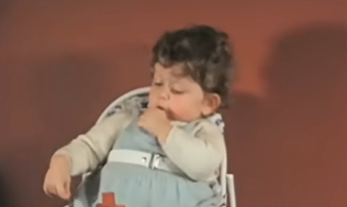 Potresan snimak iz 1965. otkriva istinu: Šta se dešava bebama bez ljubavi i pažnje