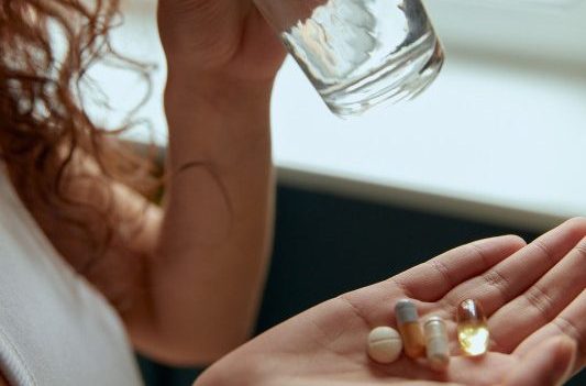 Vitamini za plodnost: Šta zaista pomaže pri planiranju trudnoće?