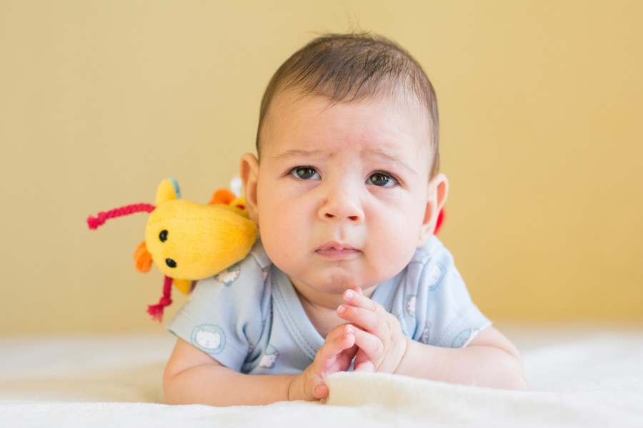 Da li bebe zaista osećaju anksioznost roditelja?