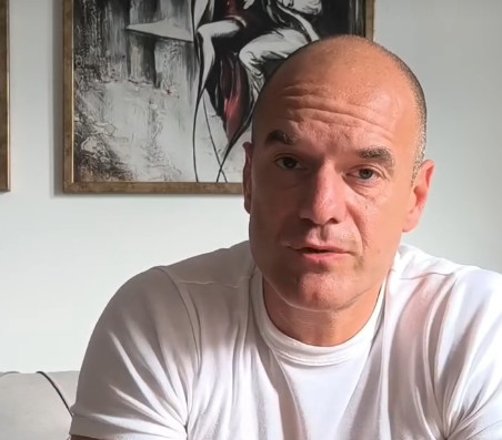 „Dete se ne zatvara odjednom“ Psihoterapeut Rvović ukazao na grešku roditelja adolescenata