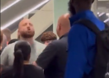Tinejdžerke putovale same, napao ih čovek! Niko se nije nadao ko će ih odbraniti