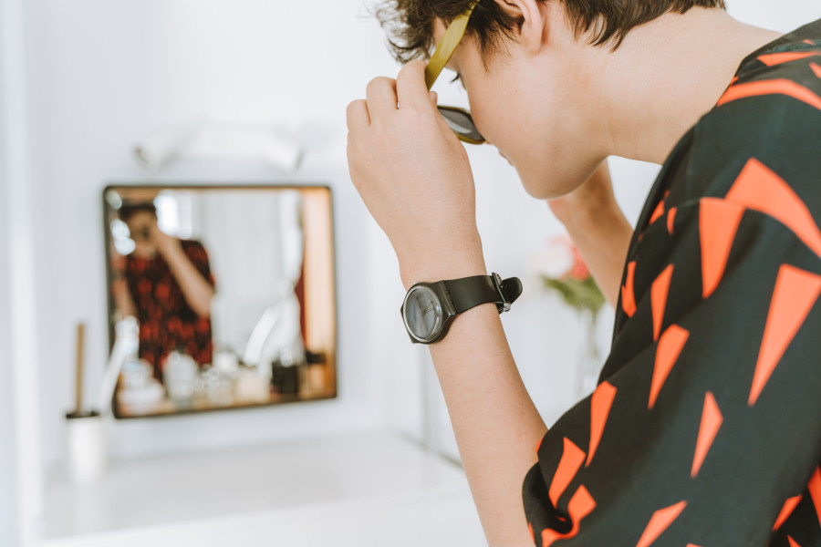 Looksmaxxing: Opasan trend koji osvaja društvene mreže i utiče na samopouzdanje tinejdžera