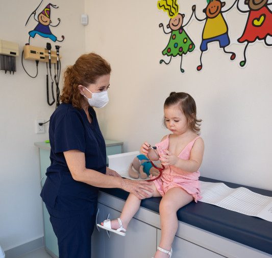 Pedijatar upozorio roditelje na jednu od najvećih opasnosti za decu: „Ovde se minuti računaju“