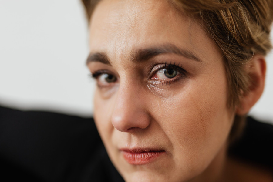 Plakala sam, ali sam ostala sam u „bentliju“: Ispovest žene koja je mužu oprostila prevaru