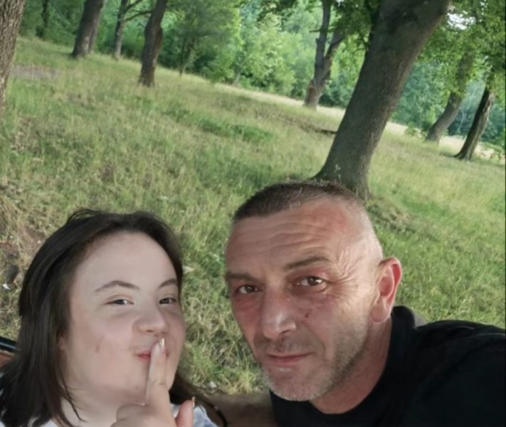 Slaviša je pre 21 godinu uzeo ćerku sa Daunovim sindromom iz doma i od tada su nerazdvojni: „Nema te sile koja bi me razdvojila od mog deteta“