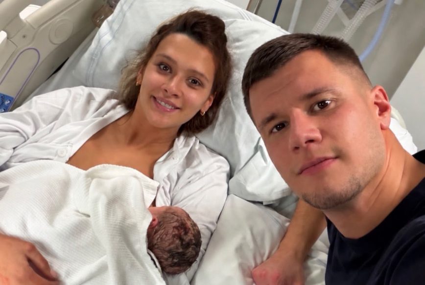 Stigao maleni Danilo! Porodila se Lena Čolak: Emotivne scene iz porodilišta i dirljive reči za supruga (FOTO)