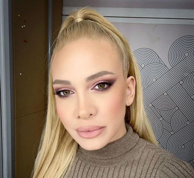 Milica Todorović iskreno o životu nakon porođaja: „Mico, ti to moraš, to je tvoj posao“
