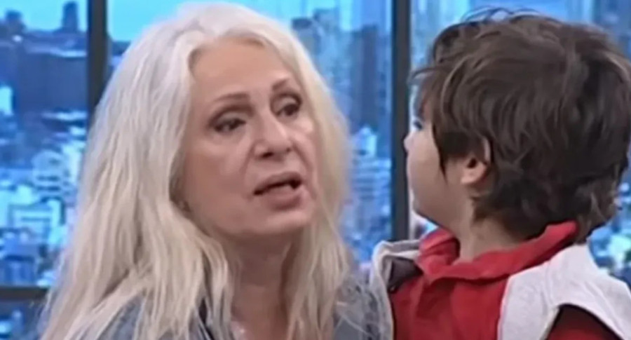 Maja Odžaklijevska se povukla sa scene da bi brinula o unuku koji ima autizam: Zbog agresivnog ponašanja bila je prinuđena da ga smesti u dom, a evo kako je govorila o najtežoj porodičnoj borbi
