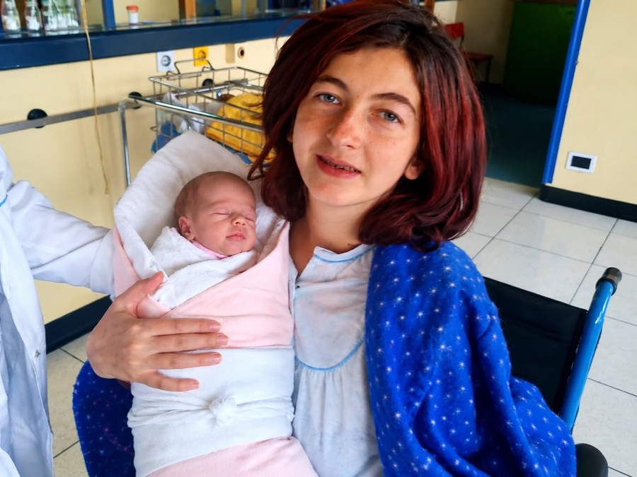 Jelena Trikić iz Drvara je „Majka hrabrost“: Odbila je lečenje od raka, kako bi rodila sina, iako je znala da će je to koštati života