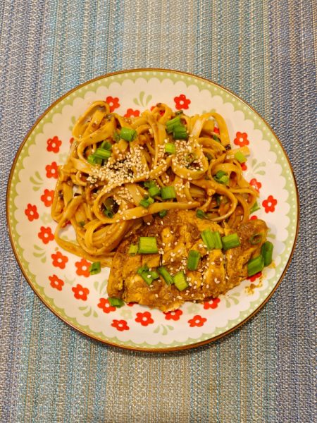 Pasta sa piletinom i susamom: Brz ručak koji deca obožavaju