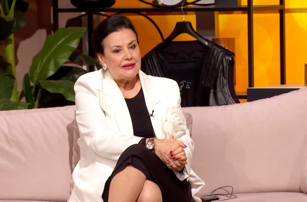 „Bilo me je sramota što se majka skidala pred kamerama. Nisam išla u školu“: Ćerka Snežane Savić o majci i stidu zbog njenih uloga