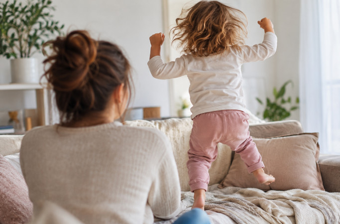 Dete ima tantrum? Psihološkinja otkriva 5 grešaka koje roditelji ne treba da prave