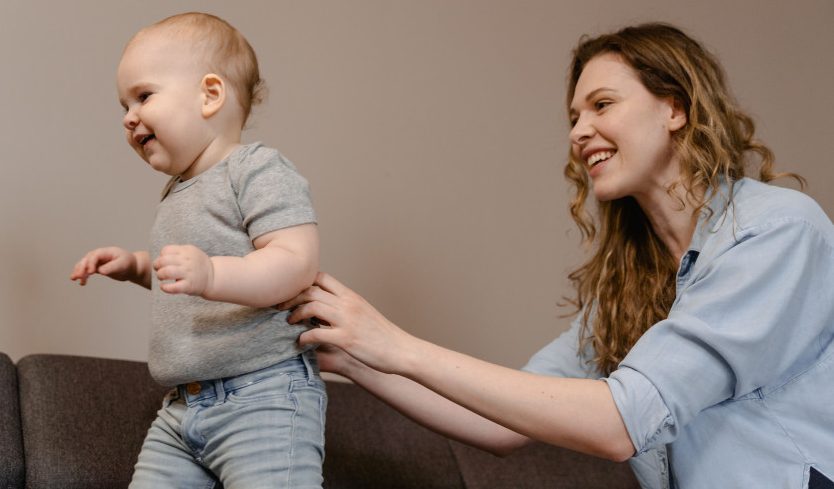 Tamara je posle porođaja ostala sama sa bebom u kući bez vrata i prozora. A onda se sve preokrenulo. Danas je srećna mama