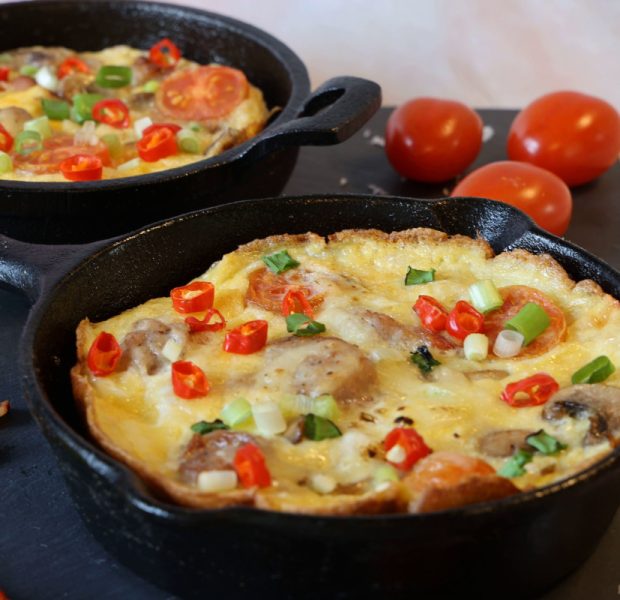 Leskovački omlet: Sočan doručak od jaja, paprika i paradajza
